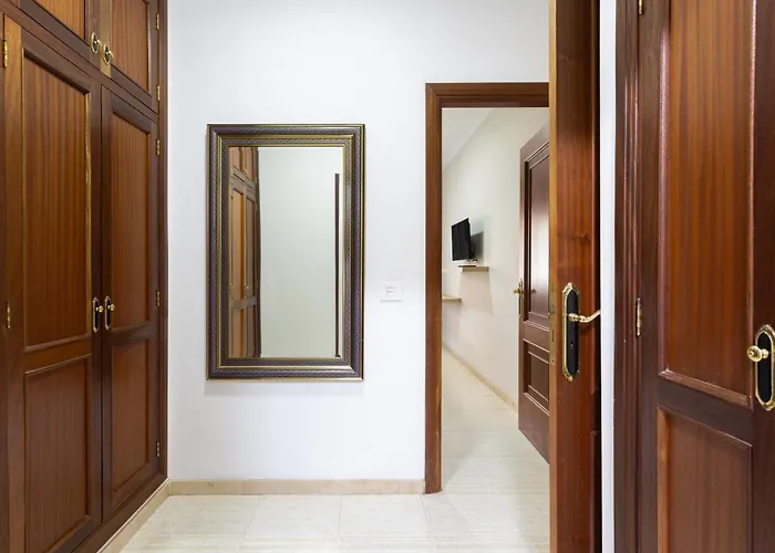 New Bright And Central With 2 Bedrooms Appartamento *